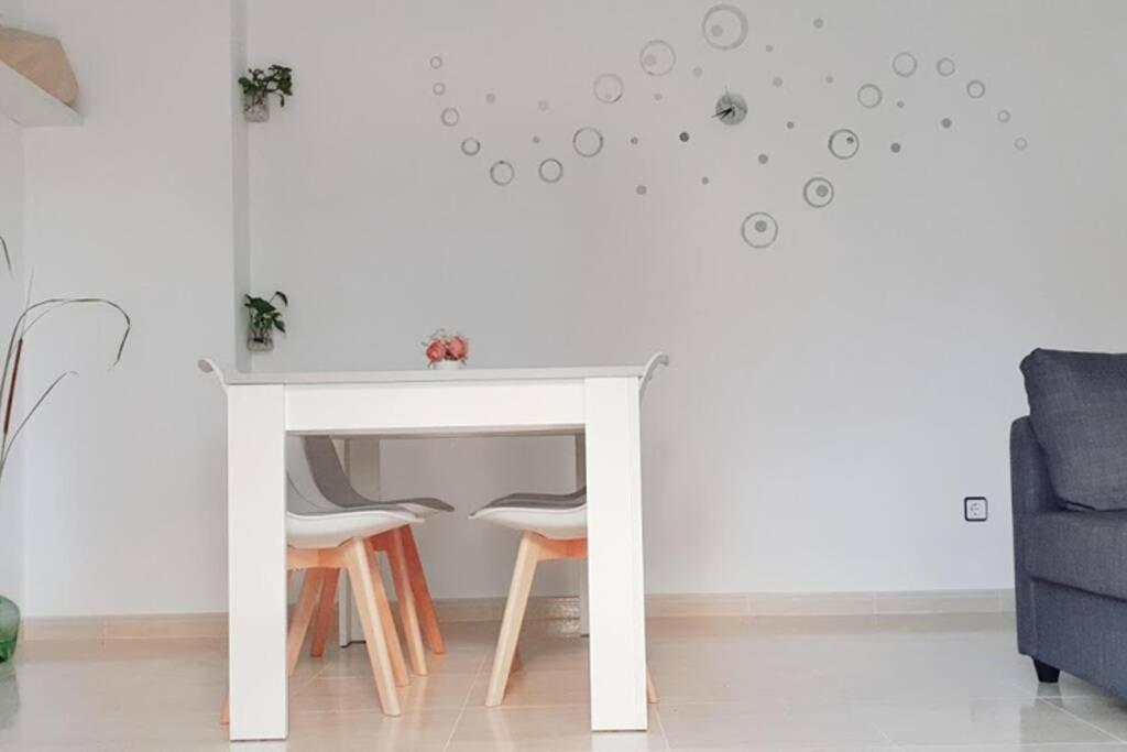 Apartamento Pepa. En El Corazon Del Delta. سانت جاومي د إنفيجا المظهر الخارجي الصورة