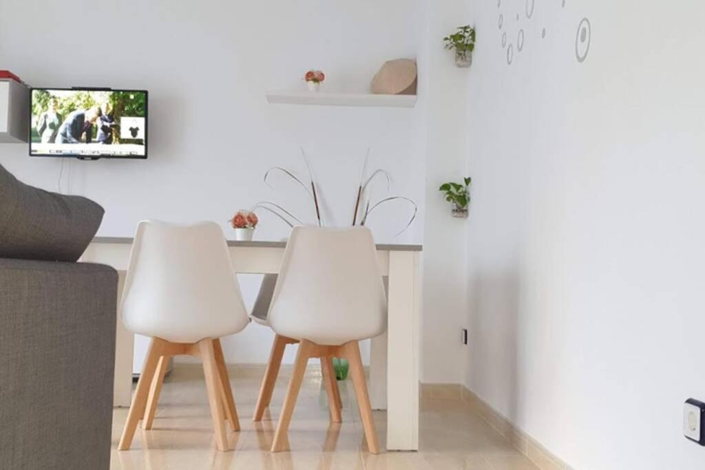 Apartamento Pepa. En El Corazon Del Delta. سانت جاومي د إنفيجا المظهر الخارجي الصورة