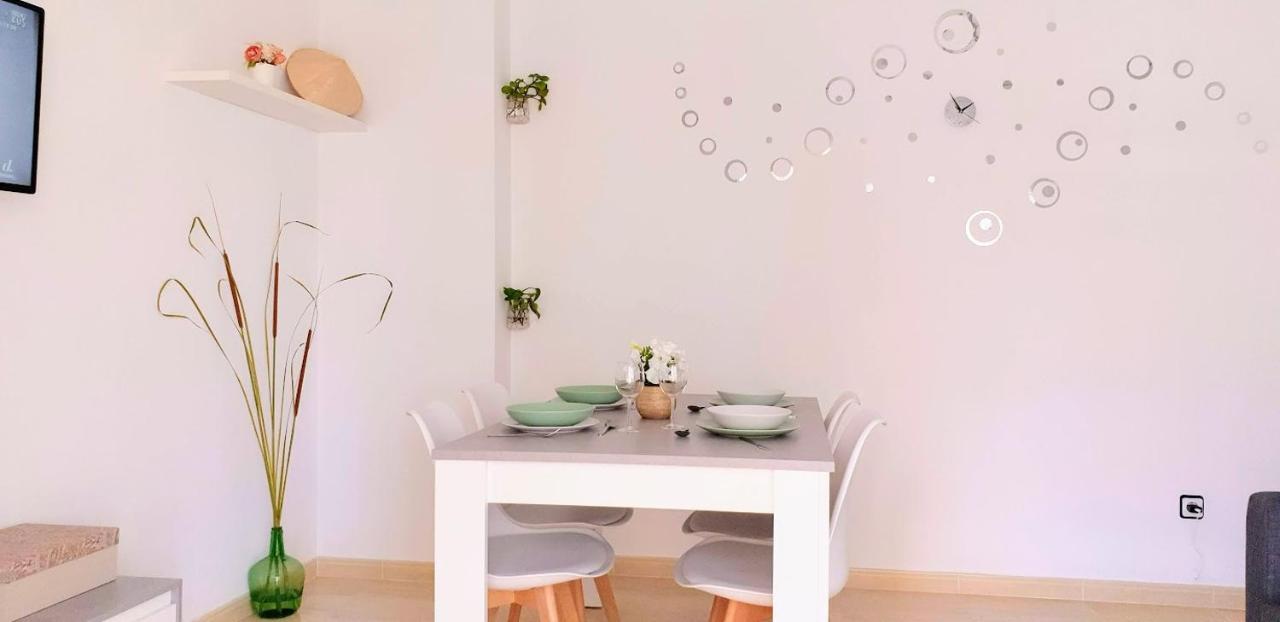 Apartamento Pepa. En El Corazon Del Delta. سانت جاومي د إنفيجا المظهر الخارجي الصورة